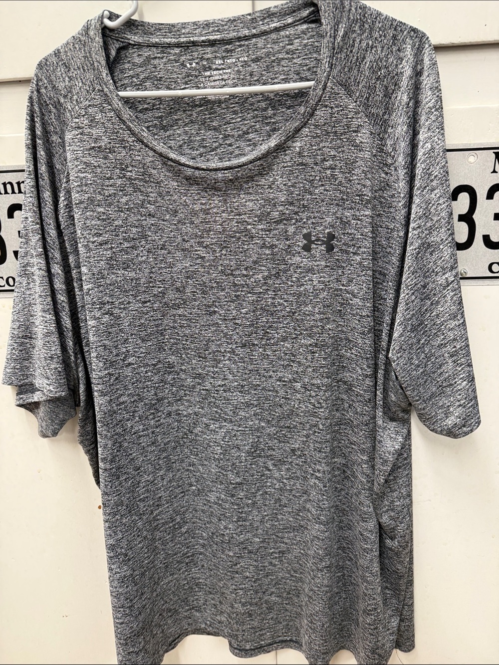 Under Armour Men’s Grey Heather Athletic Short-Sleeve Tee